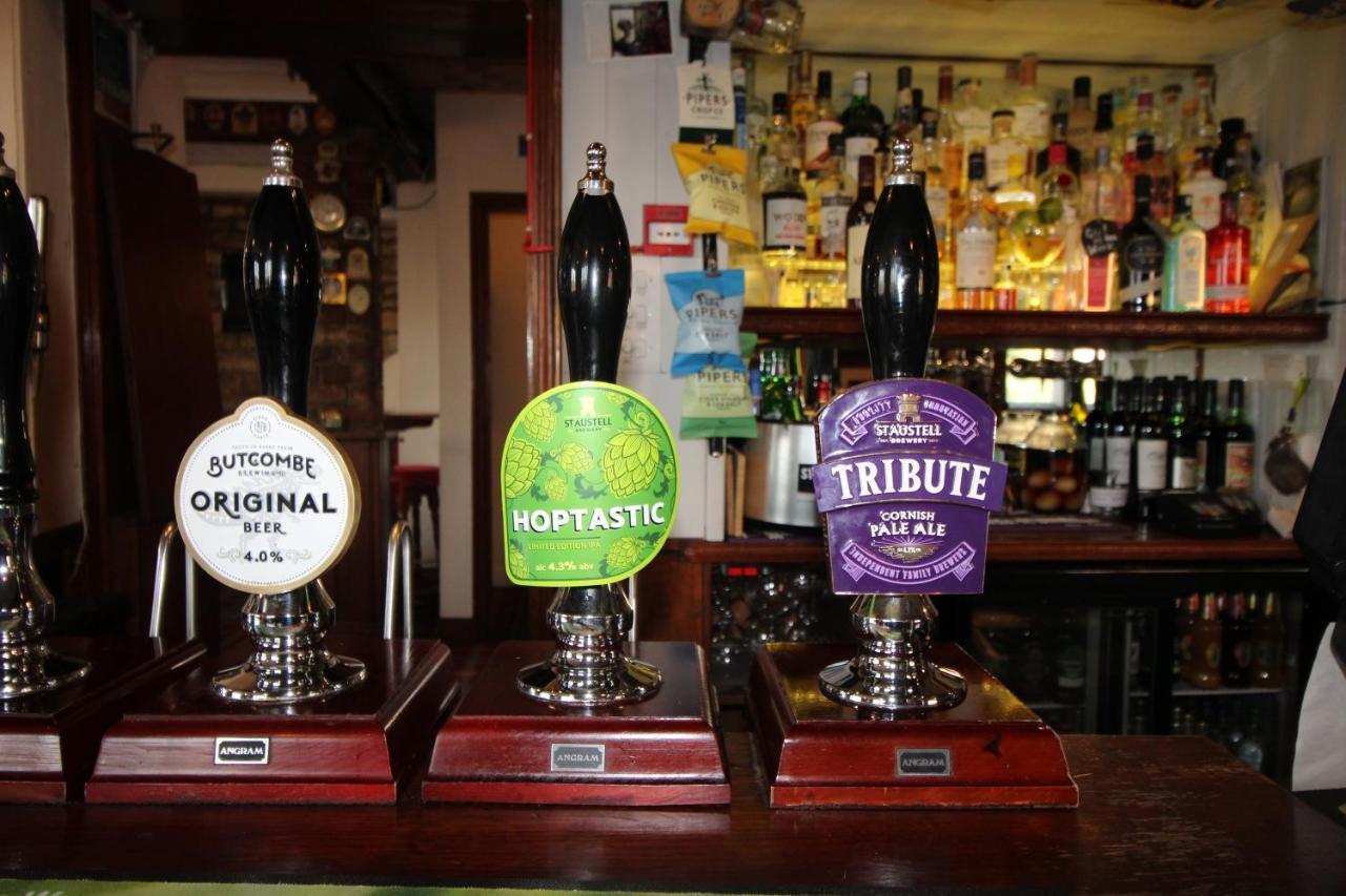 Hotel The Clothiers Arms Stroud  Zewnętrze zdjęcie